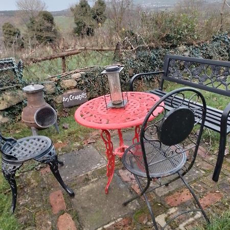 Quarvue Farmhouse, Unique House With Views Of Mournes And Cooleys O Meith Bagian luar foto
